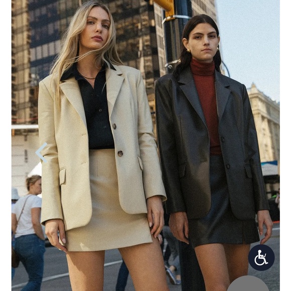 SOLD Vegan leather skirt - Picture 2 of 6